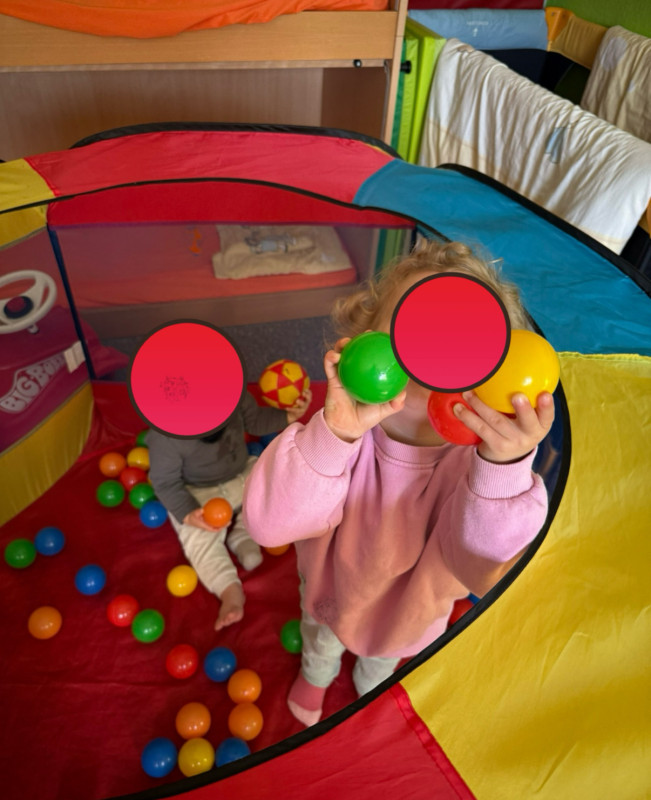 Spielen im bällenbad